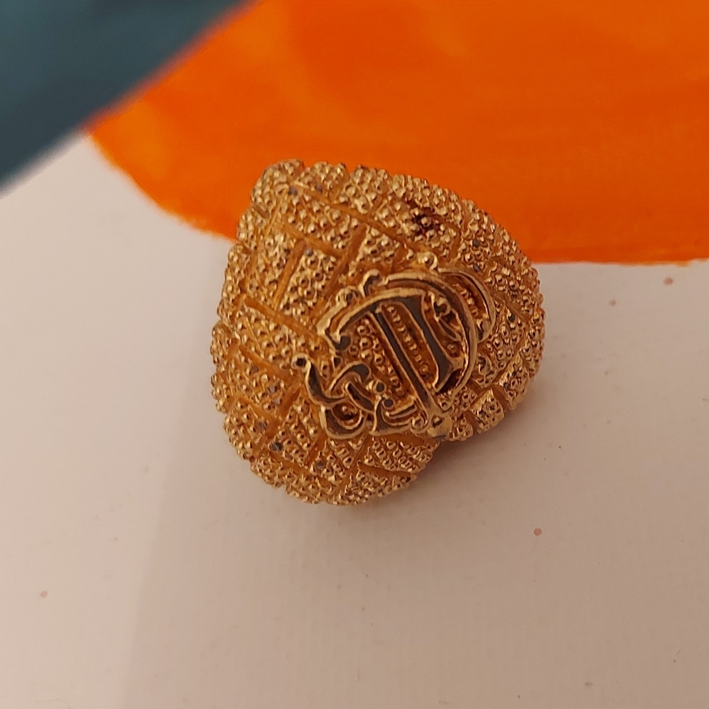 Christian Dior vintage heart shape brooch/pin